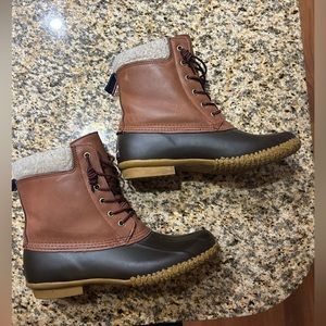 Tommy Hilfiger Women’s Duck Booties